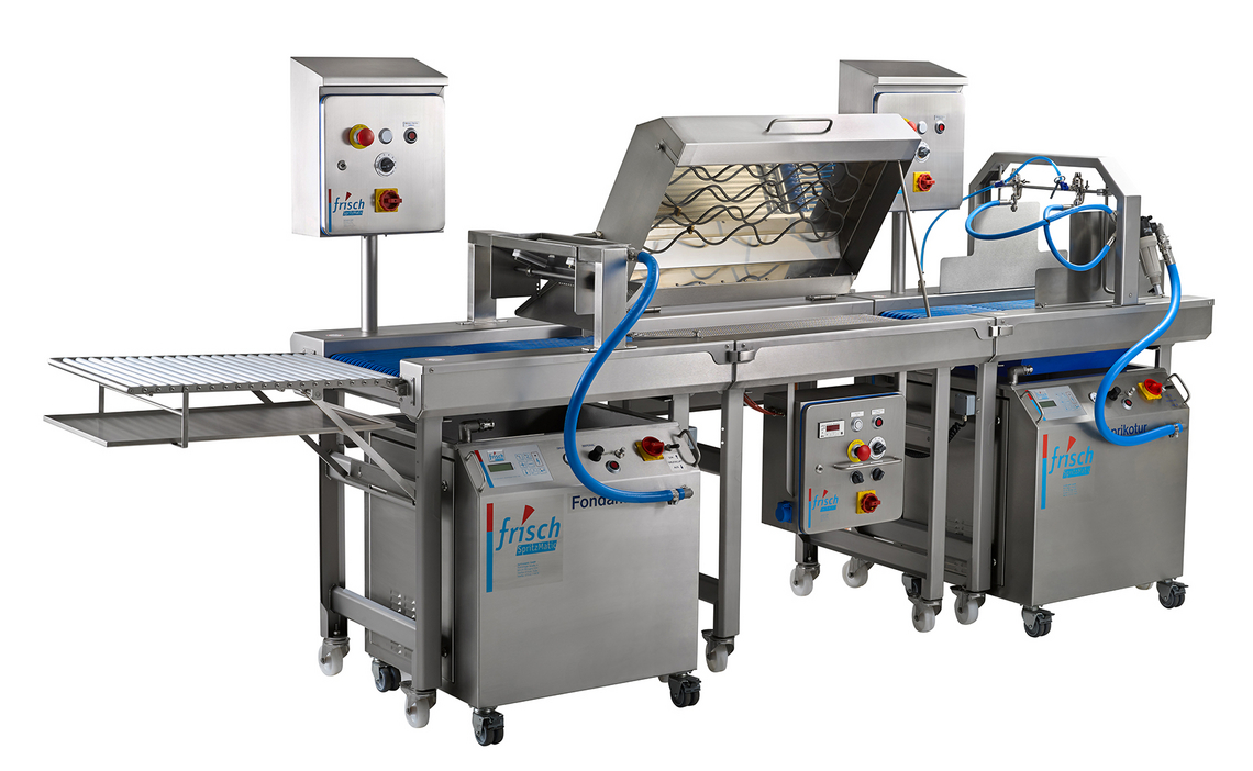 Combino conveyor belt system ensures perfect finishing of fine pastry products