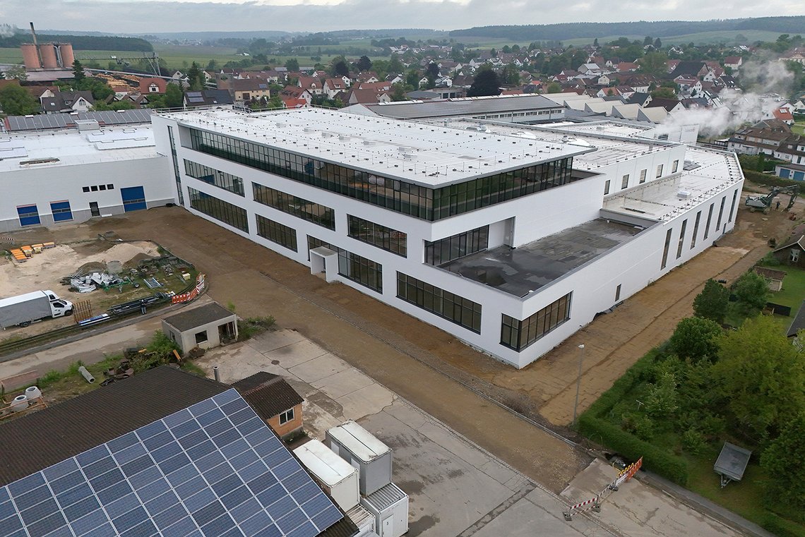 With the new building, häwa doubles the size of its premises in Wain.