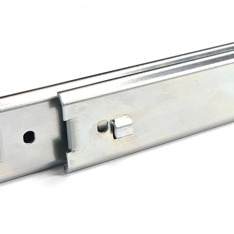 Telescopic slides, bayonet mounting, over-extension