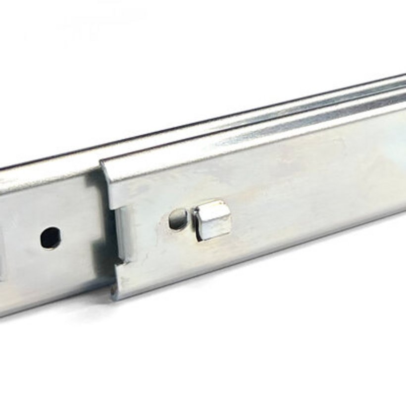 Telescopic slides, bayonet mounting, over-extension